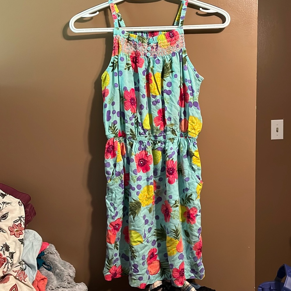 Floral dress with pockets